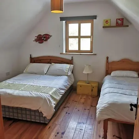 Comfortably Crolly Holiday *